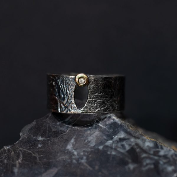 Anillo Brecha y Brillante