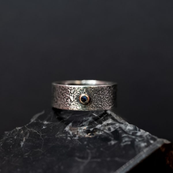 Anillo Botón Zafiro
