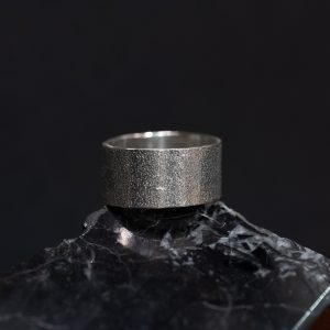 Anillo Granulado Grande