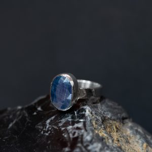 Anillo Zafiro